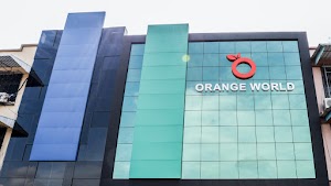 Orange World | Desain Interior di Kota Batam